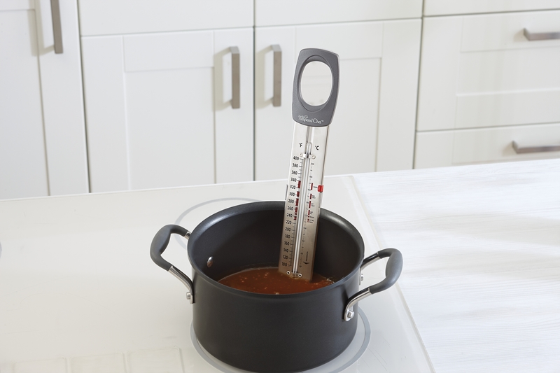 How to use a candy thermometer 